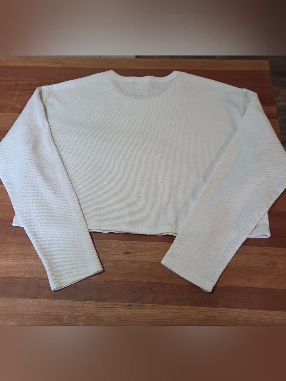 Sunday's Best women’s Long-Sleeve White Ribbed Crop Top